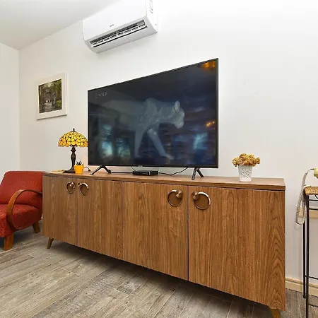 Holiday home Mit Privatpool Fuer 6 Personen Ca 120 Qm In Rakovci, Istrien Istrische Riviera