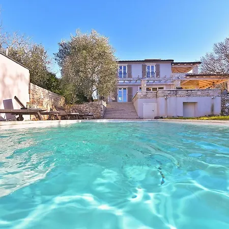 Mit Privatpool Fuer 6 Personen Ca 120 Qm In Rakovci, Istrien Istrische Riviera Holiday home